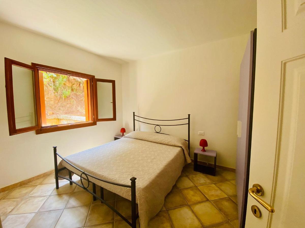 Aparthotel Residenze Il Girasole à Golfo Aranci Extérieur photo