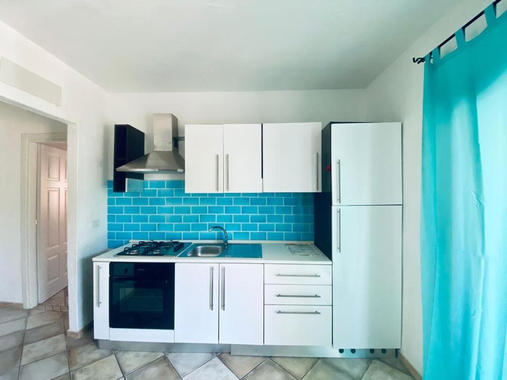 Aparthotel Residenze Il Girasole à Golfo Aranci Extérieur photo
