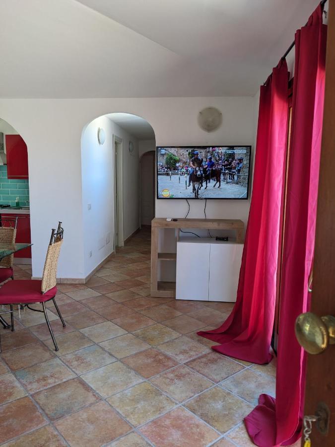 Aparthotel Residenze Il Girasole à Golfo Aranci Extérieur photo