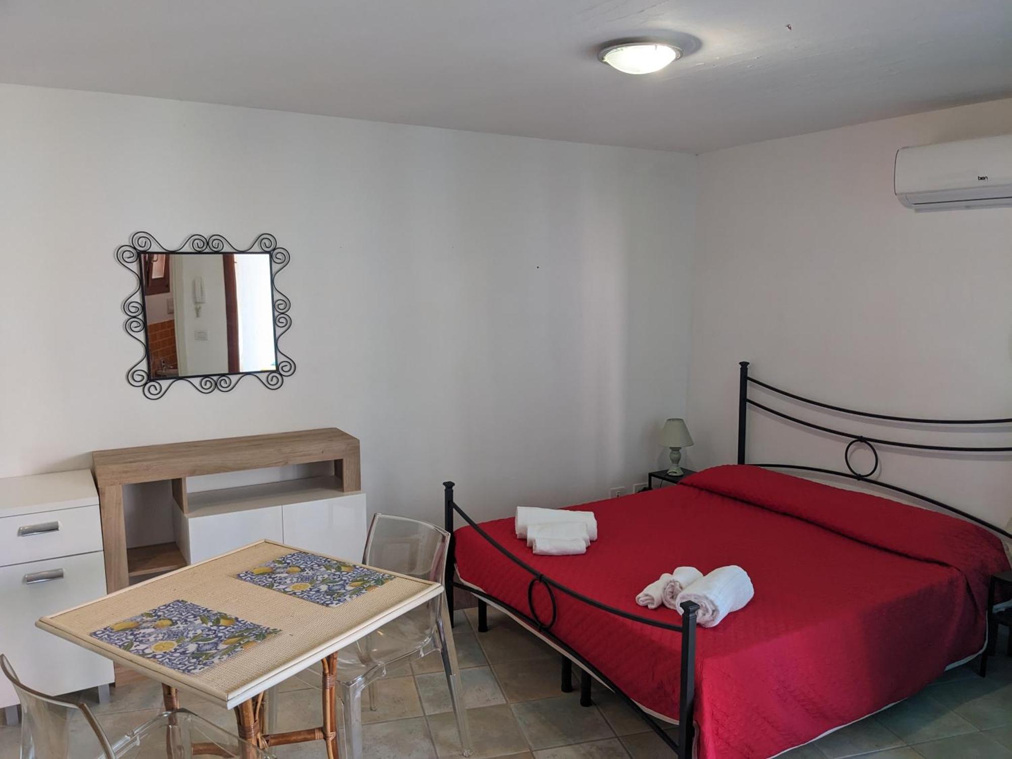 Aparthotel Residenze Il Girasole à Golfo Aranci Chambre photo